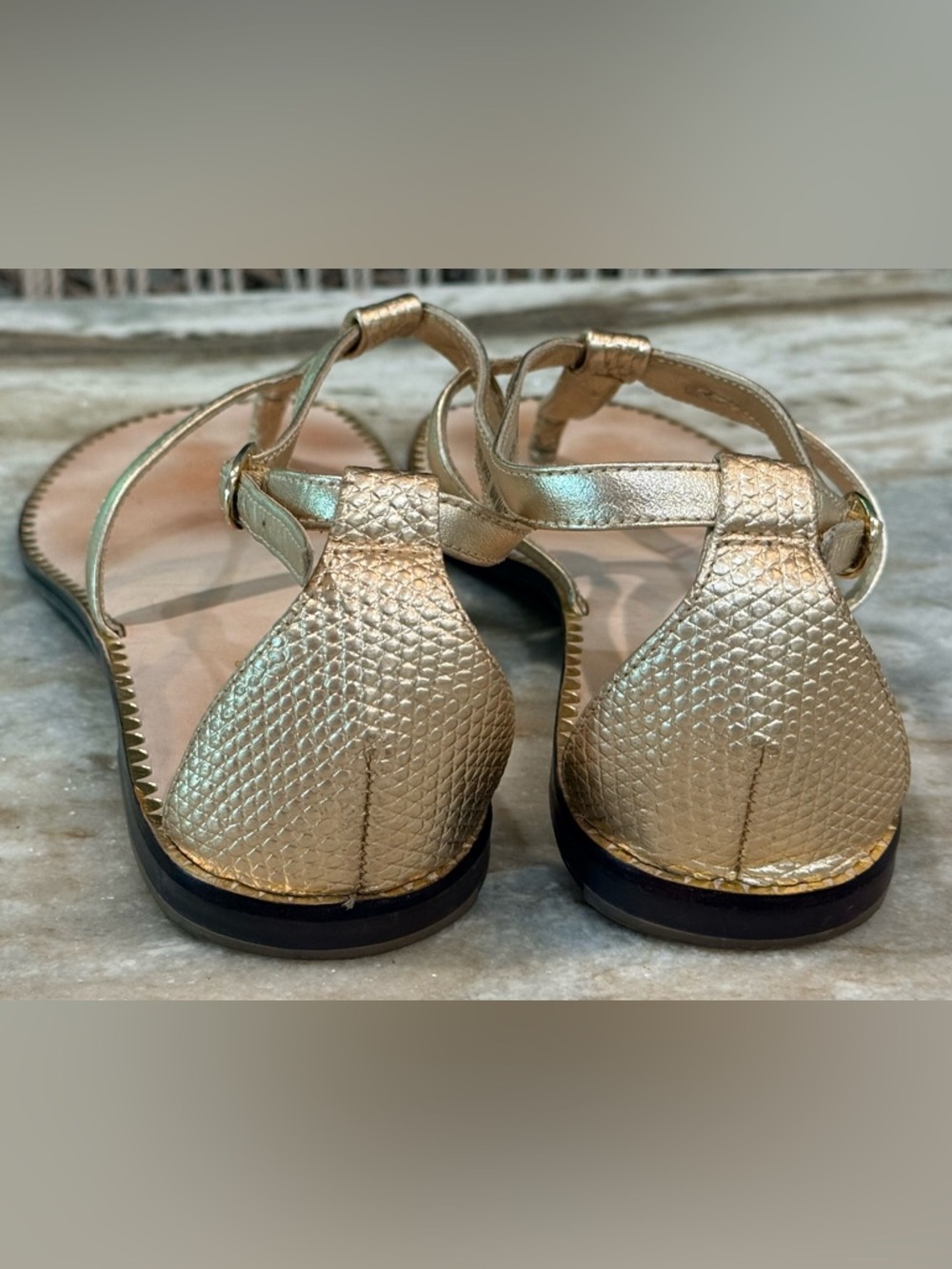 Women’s LILLY PULITZER Gold metallic T-strap sandals- Size 7.5 - Picture 6 of 7
